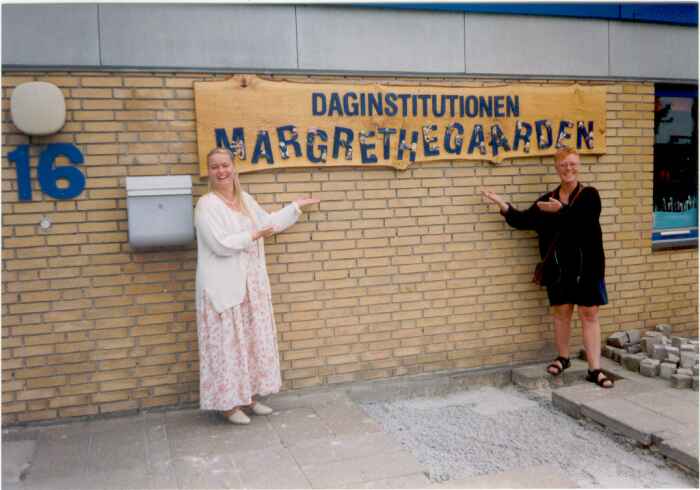 Margrethegaarden, Stoneware on Oakplank, 1996